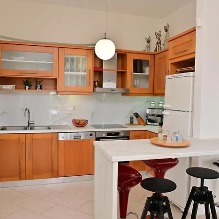 Elia Seaside Villa, Amazing 2-story Eco Pool House! Villa *