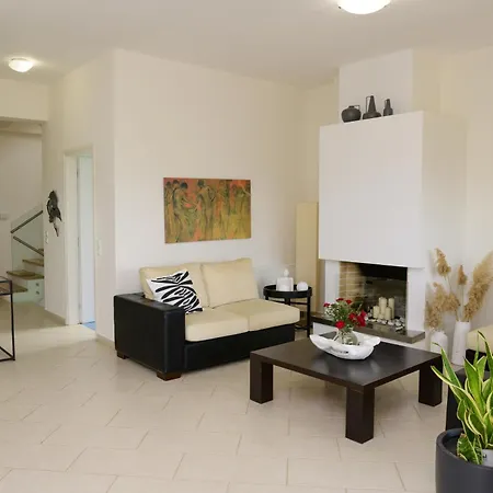 Villa Elia Seaside Villa, Amazing 2-story Eco Pool House! Kissamos