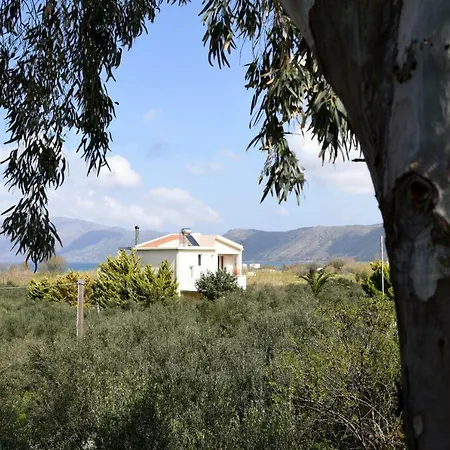 Villa Elia Seaside Villa, Amazing 2-story Eco Pool House!